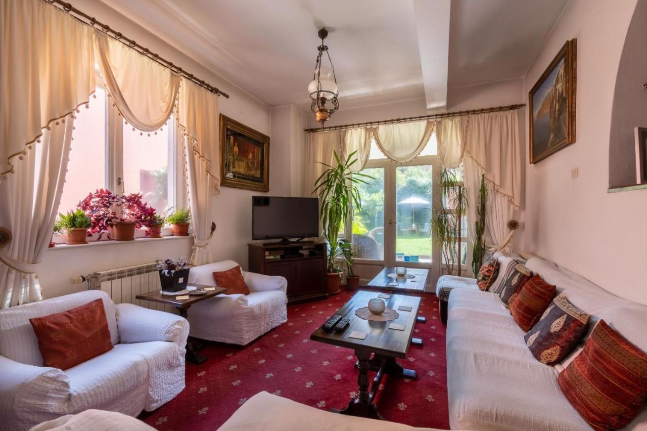 Villa-hotel Escala