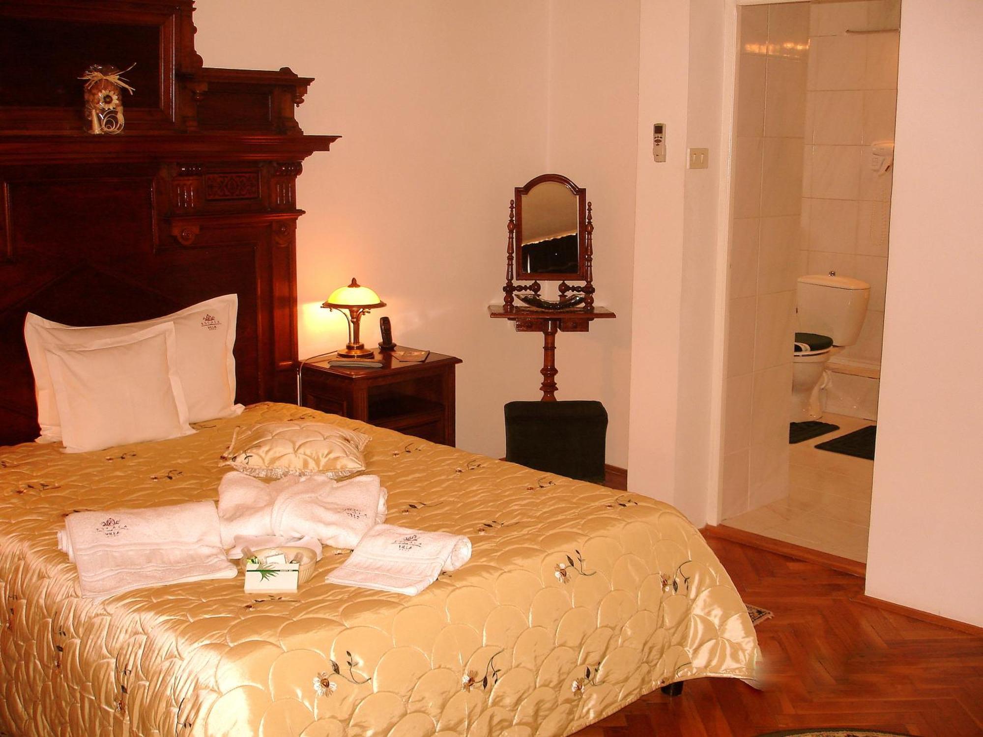 Villa-hotel Escala Hotel