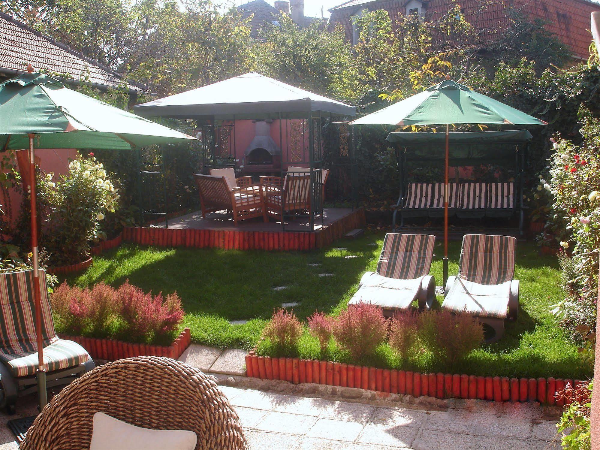 Villa-hotel Escala 4*